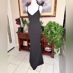 NWT Lulu's Sleek Black Backless Dress